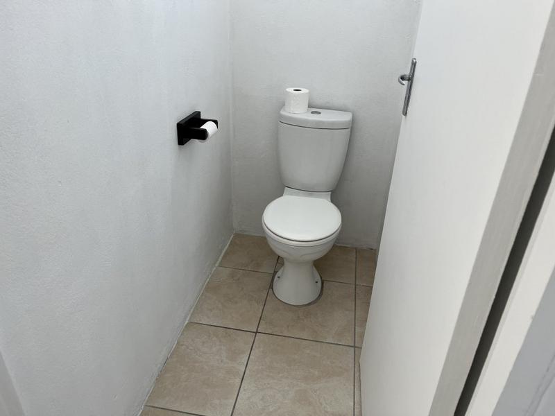 To Let commercial Property for Rent in Montague Gardens Western Cape
